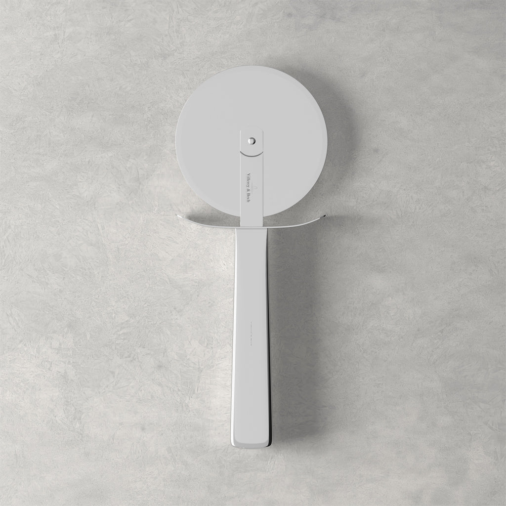 Daily Line Specials Pizza cutter