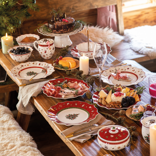 Toy's Delight Footed Cake Plate