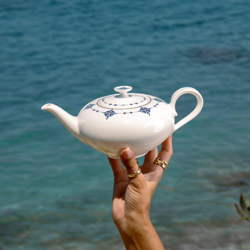 Azure Teapot with cover 1l