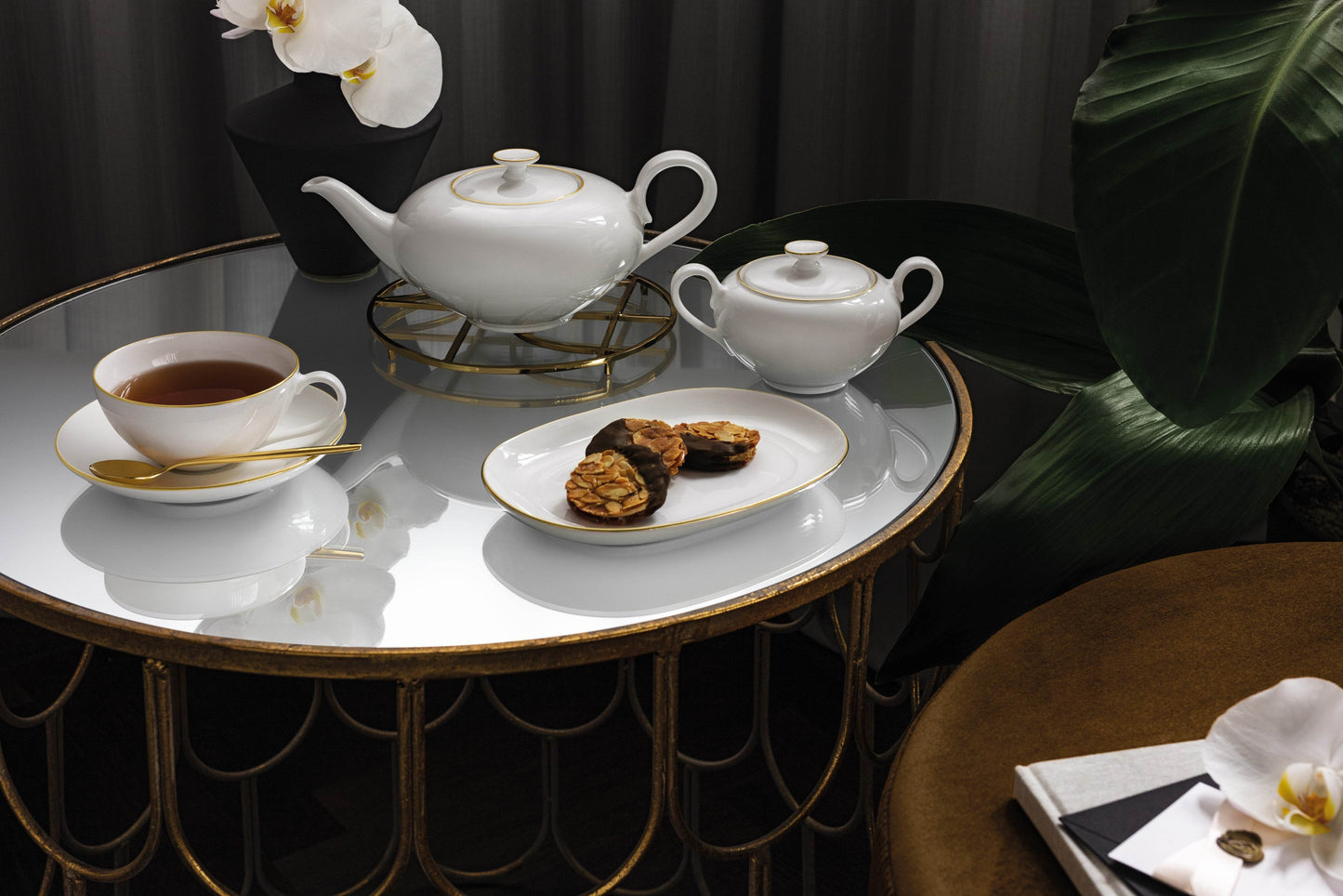 Anmut Gold teapot,1L - Villeroy and Boch