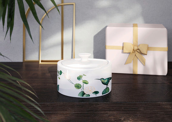 Avarua Gifts Porcelain box 800ml