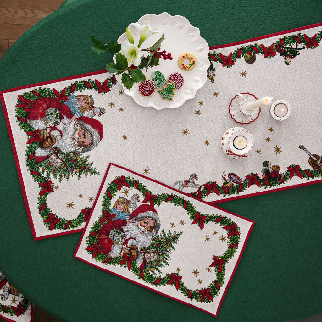 Toy's Delight Gobelin Placemat, Santa