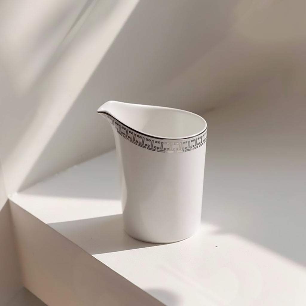 Geo Rose Grey &amp; Platinum Creamer 0.22 L