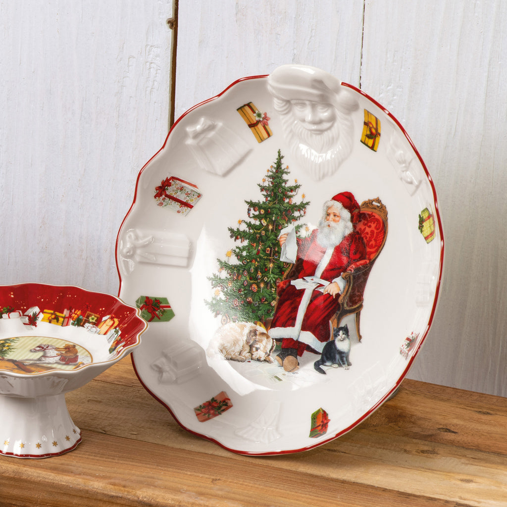 Toy's Fantasy Bowl with Santa Relief, Wish List